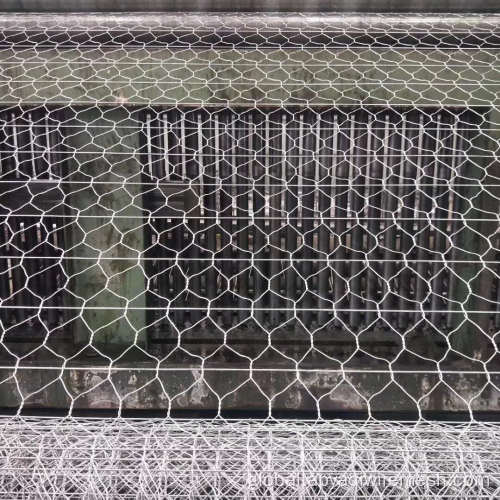 Galvanized Welded Rabbit Cage Wire Mesh Netting Welded Rabbit Cage Wire Mesh Manufactory